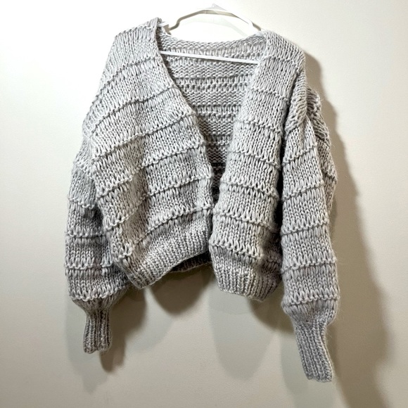 Handmade Light Gray Mohair Cardigan - Picture 3 of 10